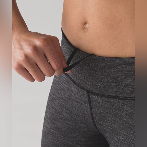 Lululemon On Track Tight - Picture 6 of 12